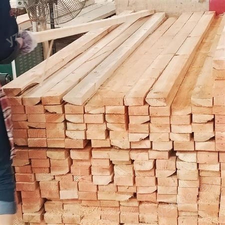 呈果木业 工地建筑口料 建筑室内外装修木材 实木建筑木方木条批发