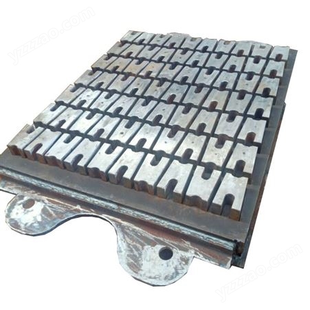 私人定制各种规格水泥垫块模具  混凝土垫块模具 大型垫块机模具