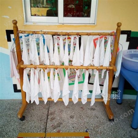 蓝迪熊幼儿园毛巾架 儿童洗漱用品 樟子松幼儿实木家具