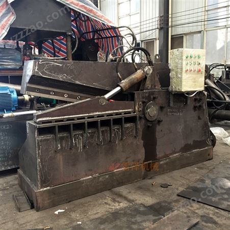 圆钢鳄鱼式剪切机 柴油机带动的废铁剪断机 200吨压力液压剪铁机