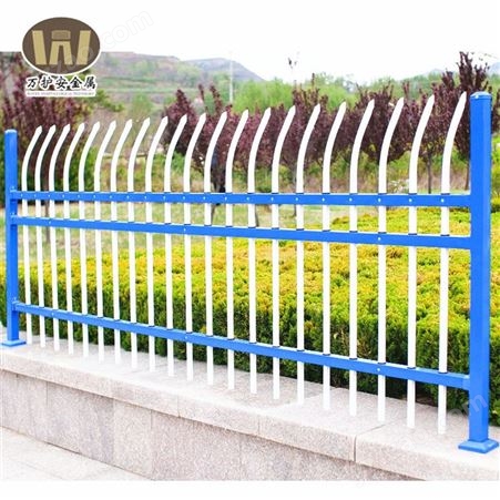 潍坊铝艺护栏公司 坚固耐用 庭院围墙铝艺护栏 拆装便捷 围墙护栏安装