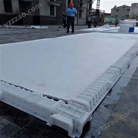 H20高塑料排水板  车库顶板蓄排水板  润泽2公分凹凸型疏水板