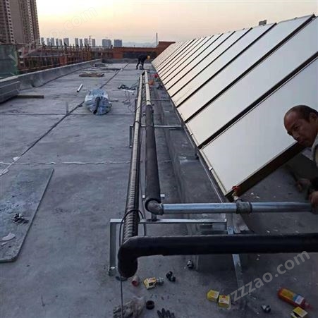 浙江嘉兴学校热水工程 80组平板太阳能热水系统 亿家人商用太阳能集热器