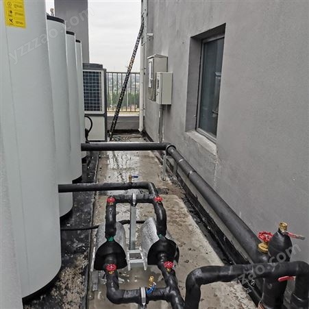 江苏太仓产业园综合楼热水工程 亿家人承压平板太阳能空气能热泵热水系统